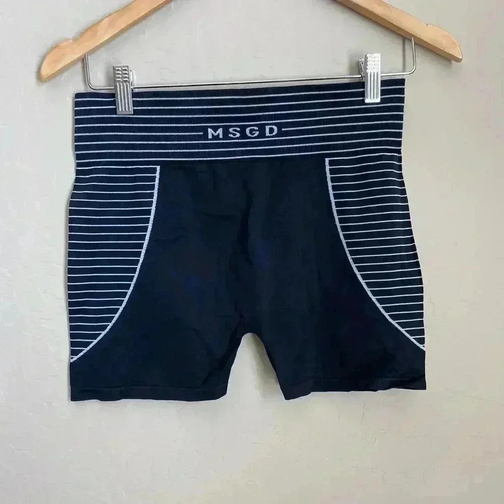 Missguided Seamless MSGD Booty Gym Shorts Bundle (2) Size‎ Medium